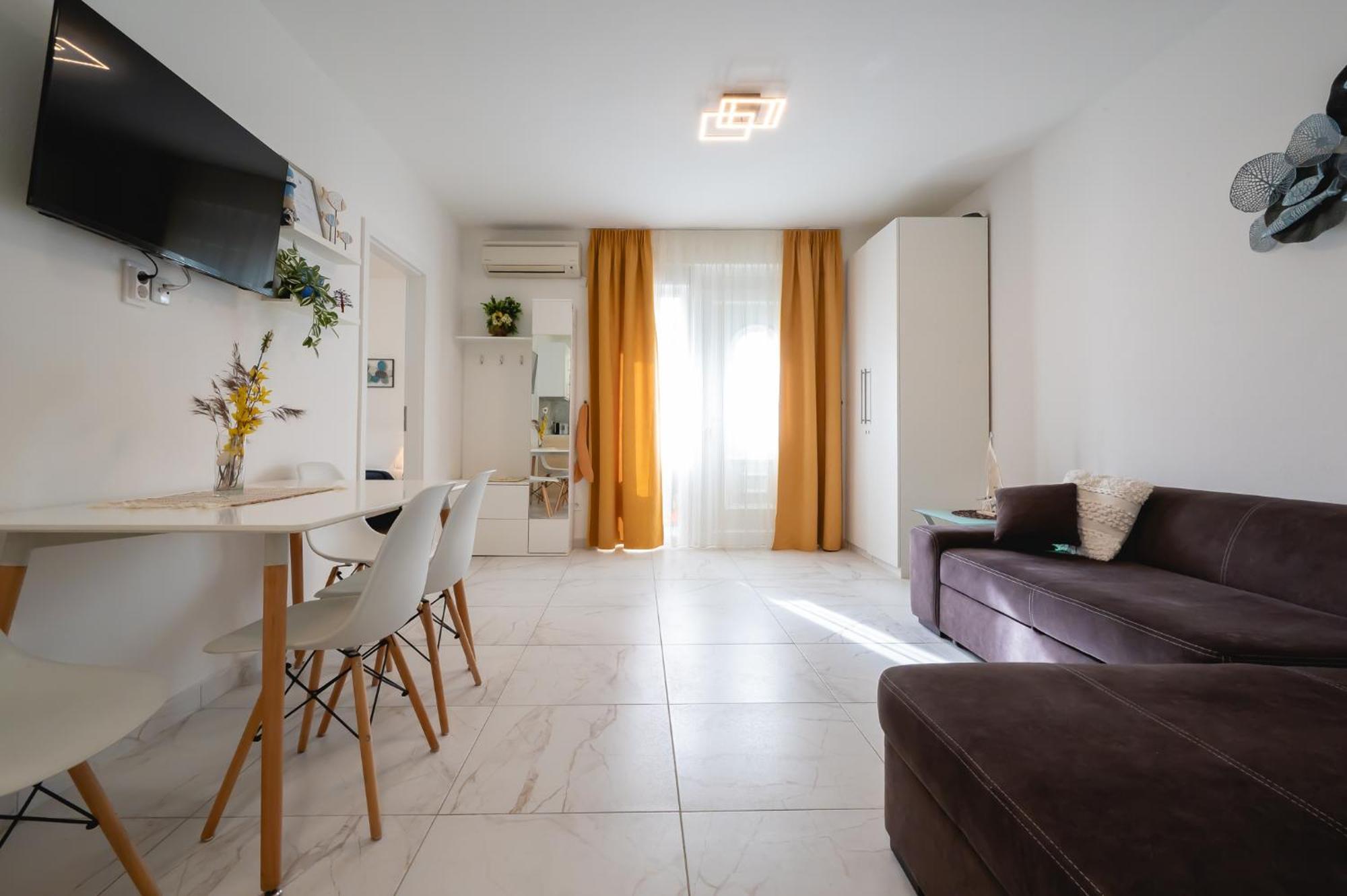 Locus Apartments Petrcane Exterior foto