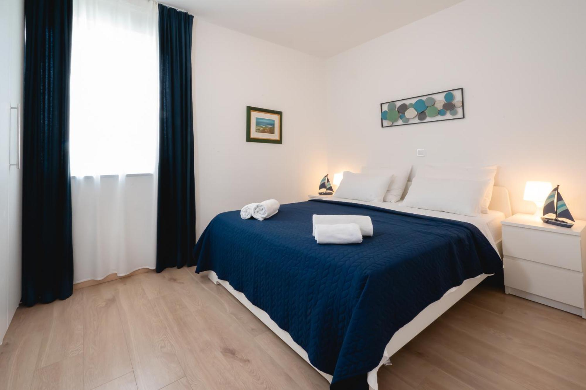 Locus Apartments Petrcane Exterior foto